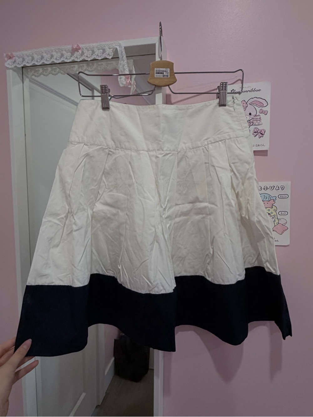 Banana Republic Two-Tone Circle Skirt in White and Black